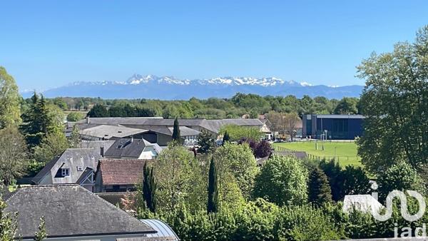 Appartement 10 pièces de 450 m² à Morlaàs (64160)