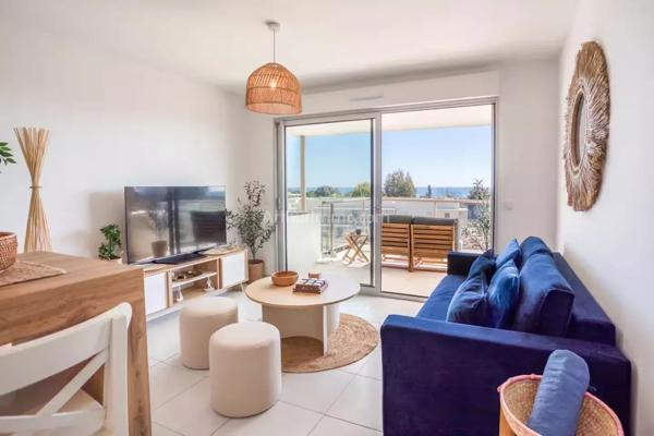 Location                                                      Appartement
                        
                     2 pièces                      42 m2                     à Villeneuve-Loubet