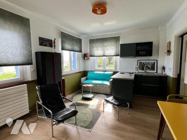 MAISON A VENDRE A MOELAN-SUR-MER (29) - VUE MER - Proche Port de BRIGNEAU - 
Une maison d'habi...