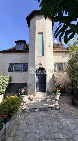 MAISON À VENDRE DE 6 PIÈCES DE 160,00 M²