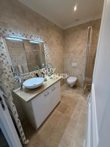 MAISON À VENDRE DE 6 PIÈCES DE 160,00 M²