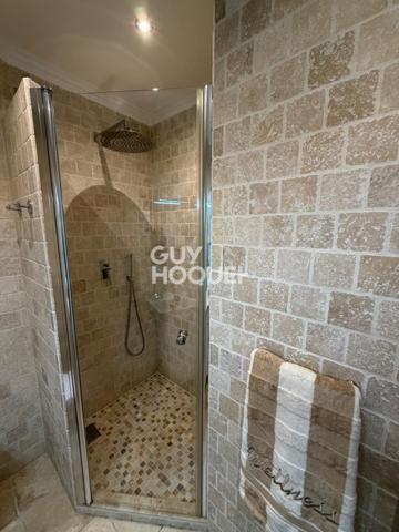 MAISON À VENDRE DE 6 PIÈCES DE 160,00 M²