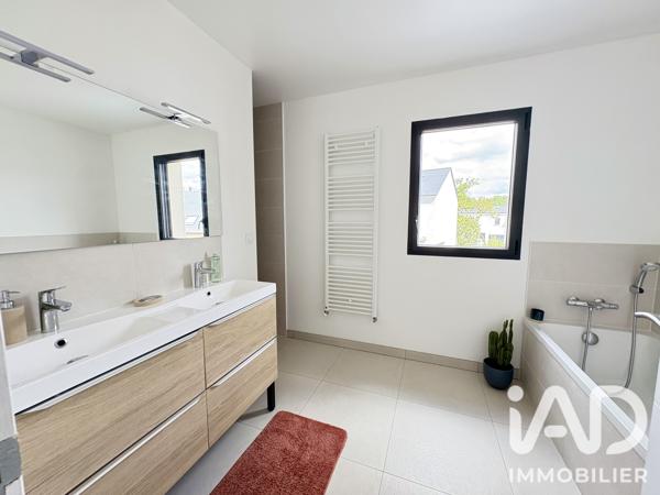Maison à vendre 5 pièces 124 m² La Chapelle-des-Fougeretz