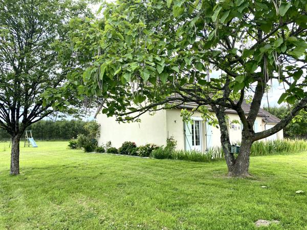 Cléré-les-Pins (37340) Maison avec belle parcelle sans vis à vis