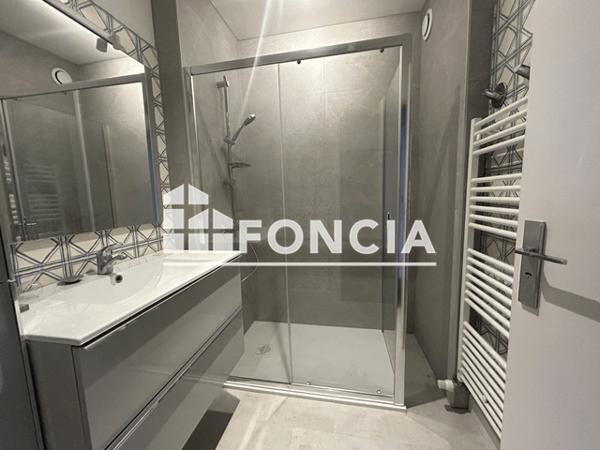 Location Appartement 2 pièces 67.2 m² - Croix 59170