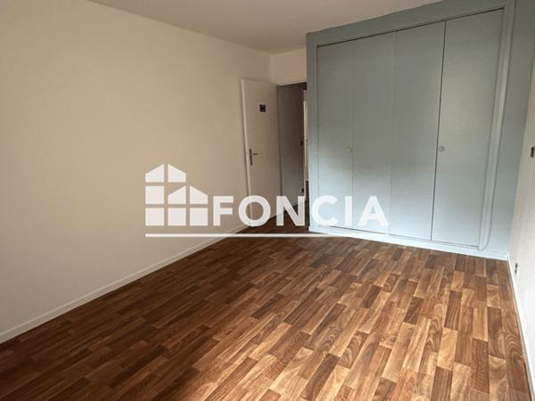 Location Appartement 2 pièces 67.2 m² - Croix 59170