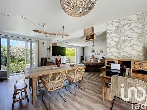 Maison à vendre 5 pièces 155 m² Saint-Jean-de-Liversay