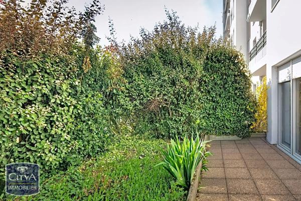 Appartement à vendre 2 pièces 42m² Villefranche-sur-Saône (69400)