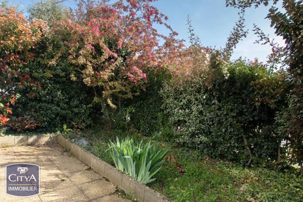 Appartement à vendre 2 pièces 42m² Villefranche-sur-Saône (69400)