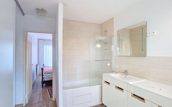 Maison à vendre    5 pièces •  Avrillé