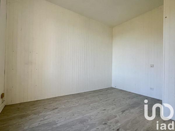 Maison 4 pièces de 76 m² à Saint-Mexant (19330)