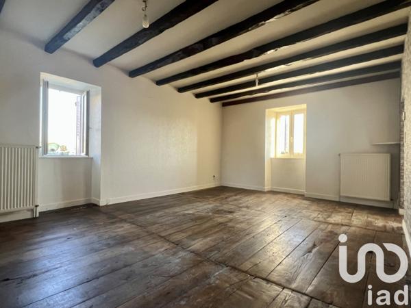 Maison 4 pièces de 76 m² à Saint-Mexant (19330)