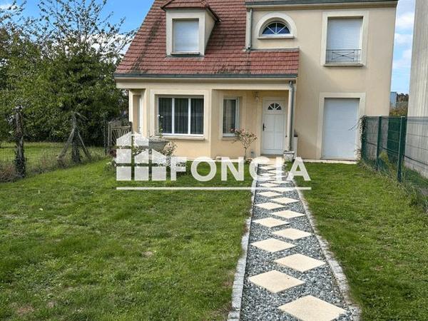 Location Maison 7 pièces 123 m² - Dammarie-les-lys 77190