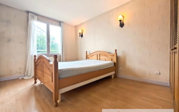 Maison à vendre    6 pièces • 109 m2 Argenteuil