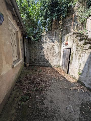 Maison dépendances jardins et garage