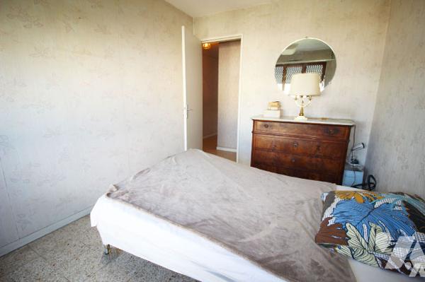 Appartement agréable T5/6 de 102m2 (Carrez) dans le quartier Sainte Anne (8e)