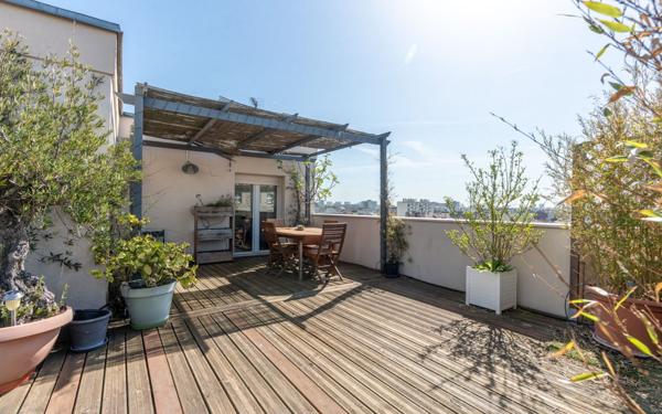 Appartement à vendre    4 pièces • 85 m2 Maisons-Alfort
