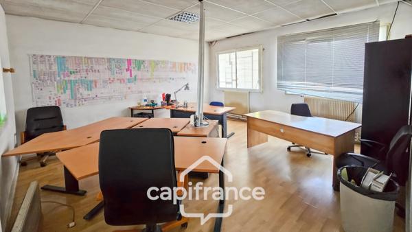 Local/bureau de 1200 m² à louer proche de CHALON SUR SAONE (71)