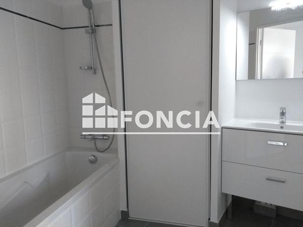 Location Appartement 2 pièces 55 m² - LES JARDINS DE CAPRI Saint Raphael 83700