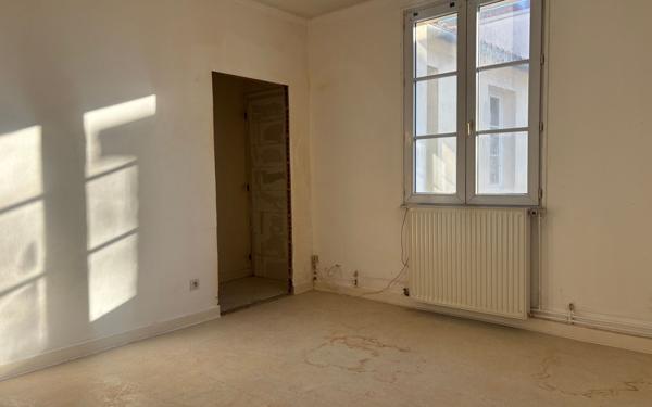 Appartement à vendre    3 pièces • 85 m2 Rochefort