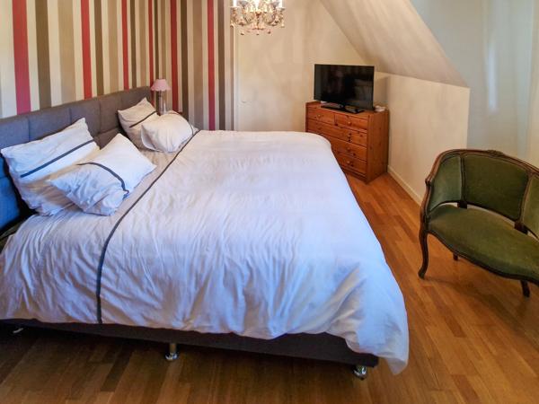 Propriete à vendre 9 pièces HILLION (22)