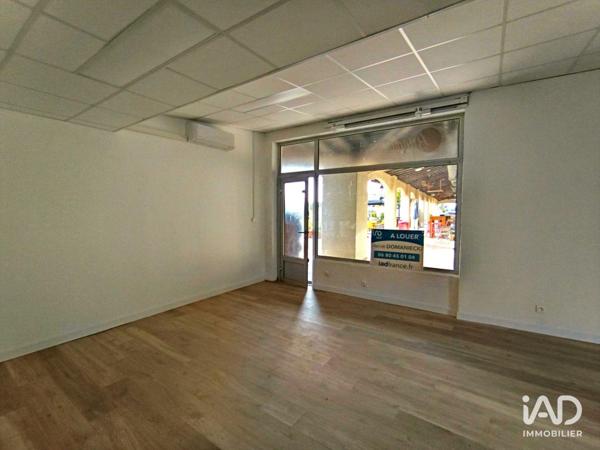 Location boutique/local commercial 52 m² Vailhauquès