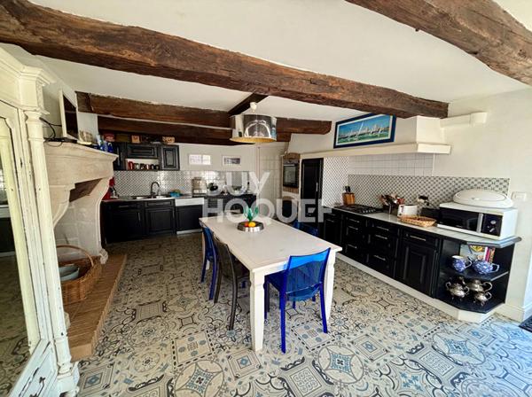 LE PAYAUD - Maison de caractère de 210 m² aux portes de La Rochelle - 210m2, 7 pièces, 3 chambres