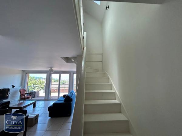Appartement à louer 4 pièces 75.08m² Sillingy (74330)