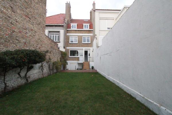 Maison de ville à vendre à Dunkerque dans le Nord (59240), ref : D1055   
Place Voltaire