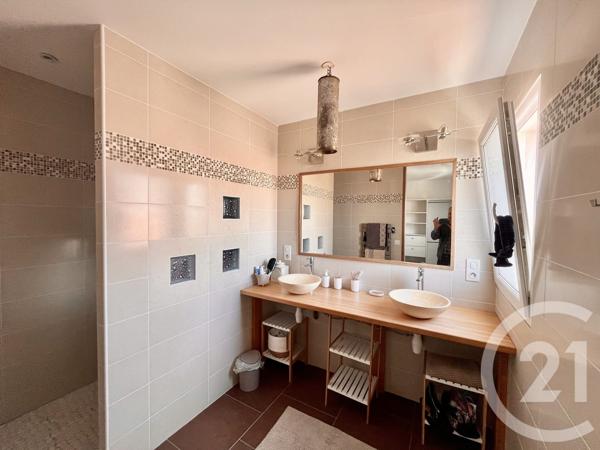 Maison à vendre  6 pièces - 147,08 m 2   ST PIERRE D OLERON  - 17