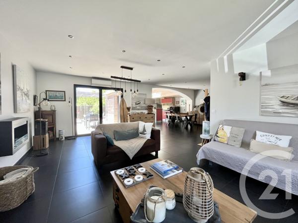 Maison à vendre  6 pièces - 147,08 m 2   ST PIERRE D OLERON  - 17