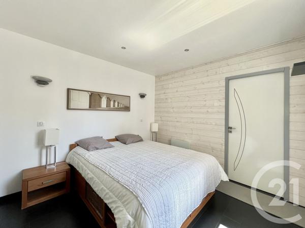 Maison à vendre  6 pièces - 147,08 m 2   ST PIERRE D OLERON  - 17