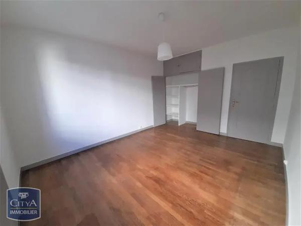 Appartement à louer 4 pièces 100.76m²
