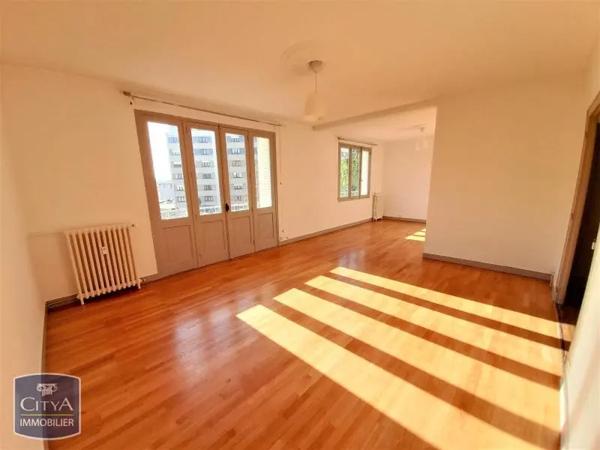 Appartement à louer 4 pièces 100.76m²