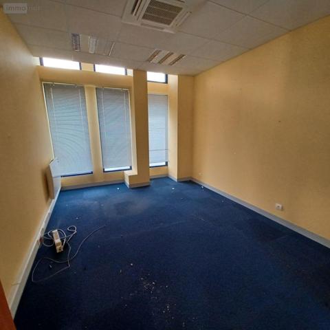 Local commercial à vendre à Saint-Pol-de-Léon dans le Finistère (29250), ref : 29104-FMCO1002   
CENTRE VILLE