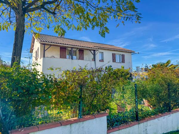Maison à vendre à Montcuq-en-Quercy-Blanc (46800) - Lot