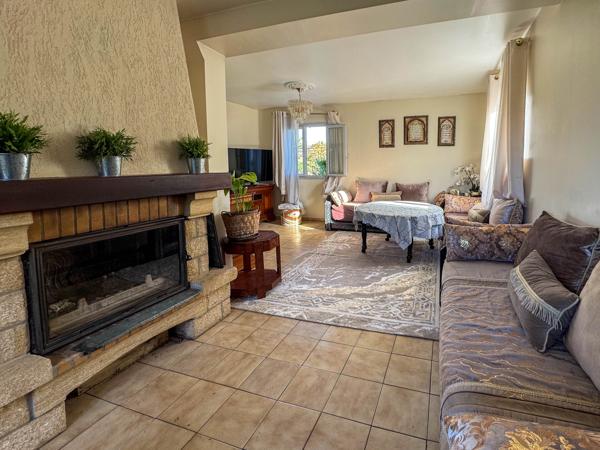 Maison à vendre à Montcuq-en-Quercy-Blanc (46800) - Lot