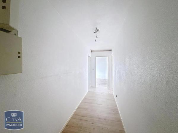 Appartement à louer 4 pièces 82.91m²