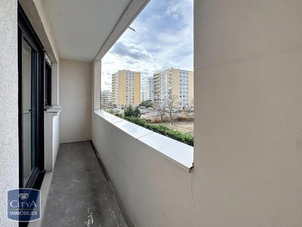 Appartement à louer 4 pièces 82.91m²