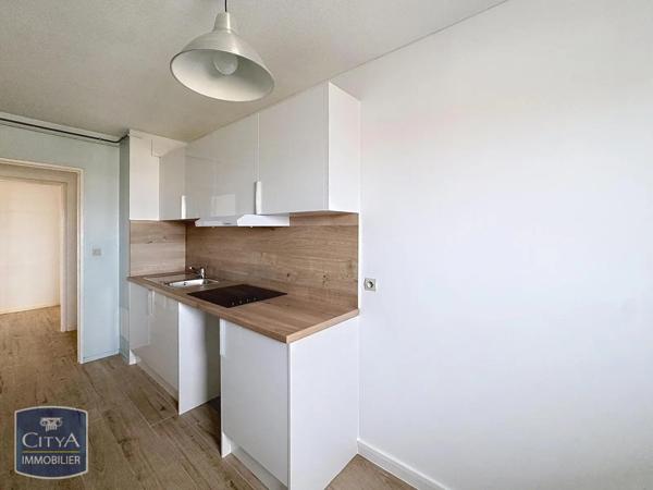 Appartement à louer 4 pièces 82.91m²