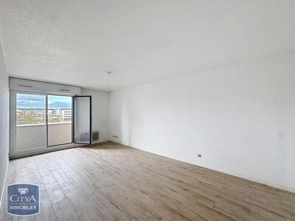 Appartement à louer 4 pièces 82.91m²
