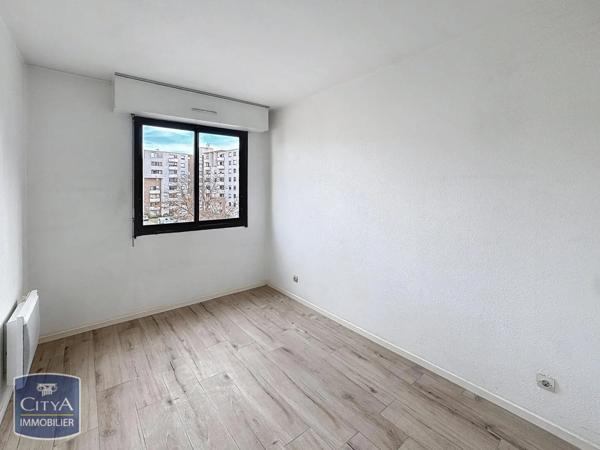 Appartement à louer 4 pièces 82.91m²