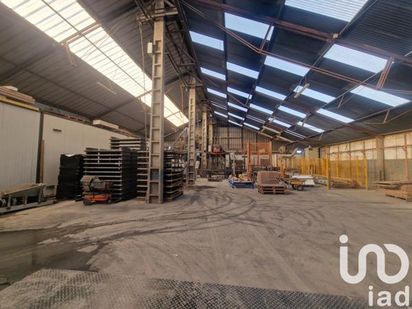 Immeuble à vendre 1 760 m² Laignes