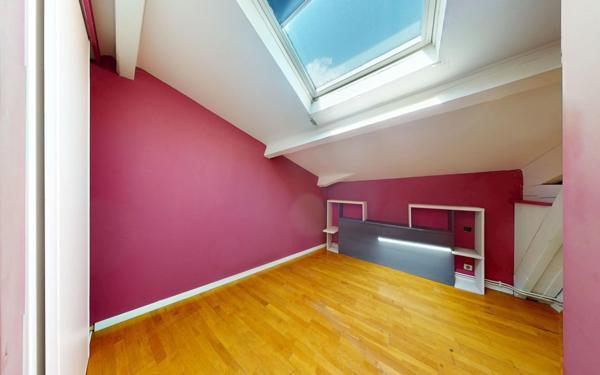 Maison à vendre    5 pièces • 124,55 m2 Chazay-d'Azergues