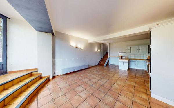 Maison à vendre    5 pièces • 124,55 m2 Chazay-d'Azergues