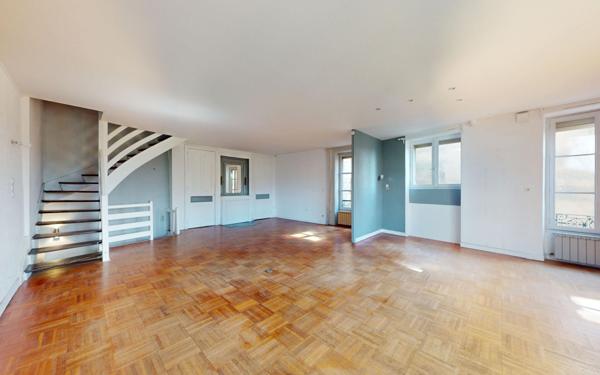 Maison à vendre    5 pièces • 124,55 m2 Chazay-d'Azergues