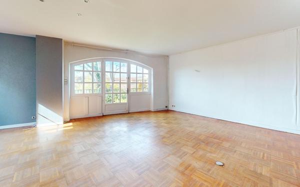 Maison à vendre    5 pièces • 124,55 m2 Chazay-d'Azergues