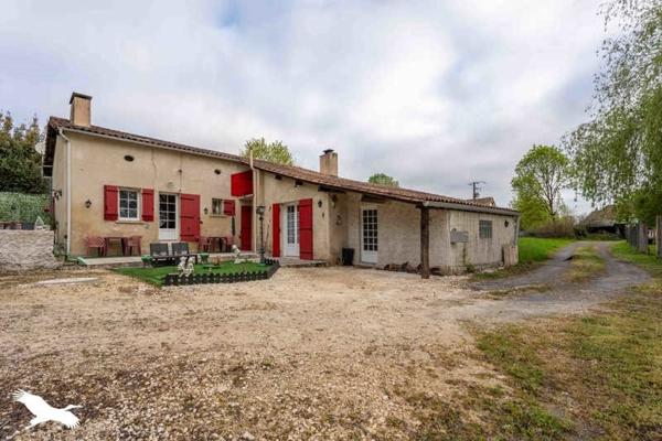 Maison à vendre 169 000 € Saint-Aigulin 4 p 127 m² DPE F