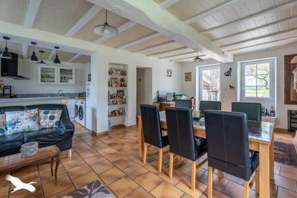 Maison à vendre 169 000 € Saint-Aigulin 4 p 127 m² DPE F
