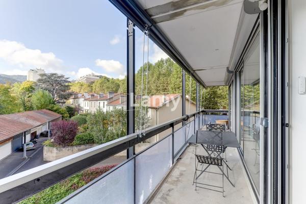 Appartement, balcon, box